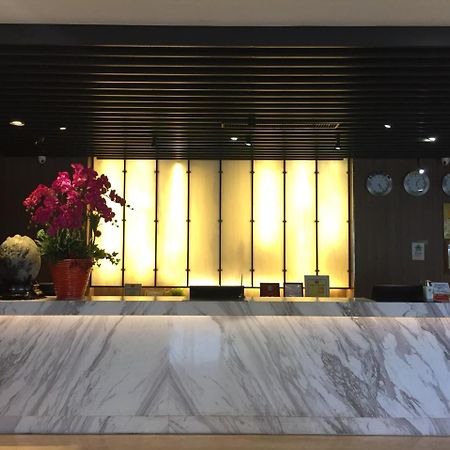 Hunt Champion Hotel Taichung Extérieur photo