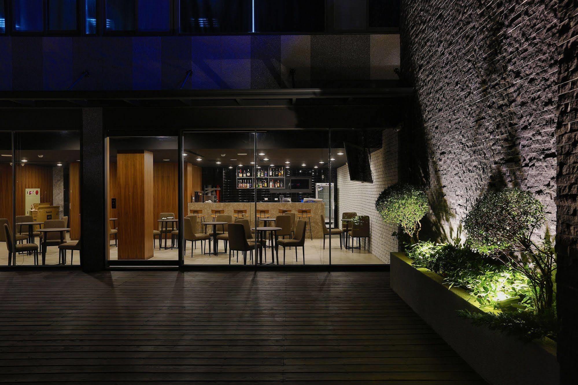 Hunt Champion Hotel Taichung Extérieur photo